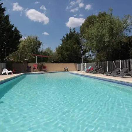 Avec Piscine Et Climatisation * Buzignargues