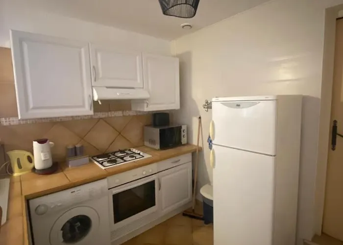 Avec Piscine Et Climatisation *